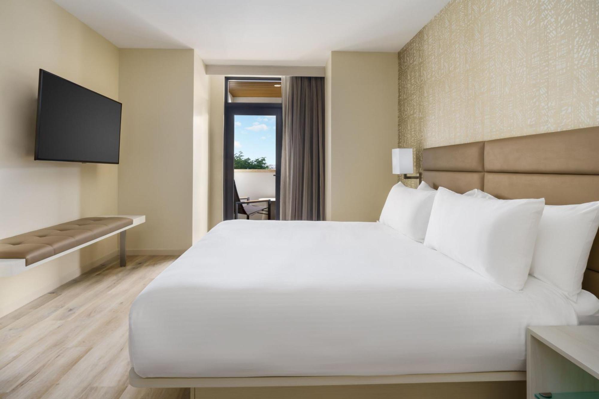 Ac Hotel By Marriott Naples 5Th Avenue Exterior foto
